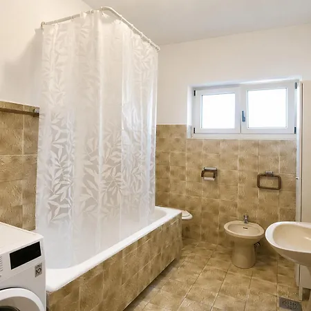 Nini - Miran Odmor U Blizini Poreca Apartman